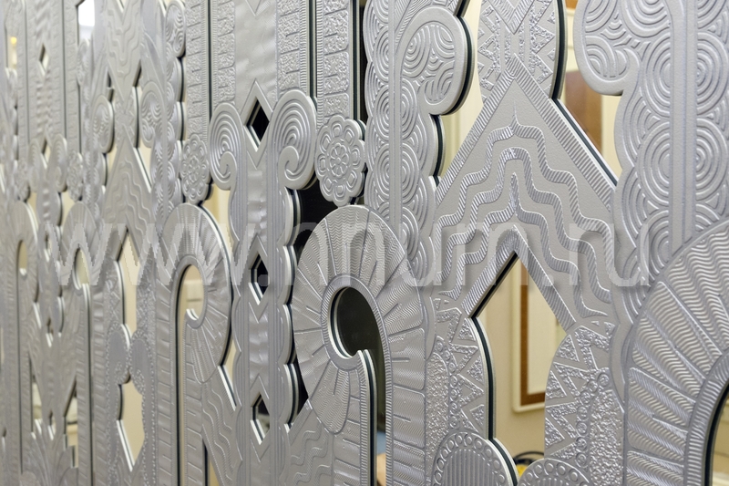 Декоративное панно с рельефной штукатуркой и элементами из зеркала в стиле ар-деко - изготовление на заказ - художественная мастерская БМ ХНУМ