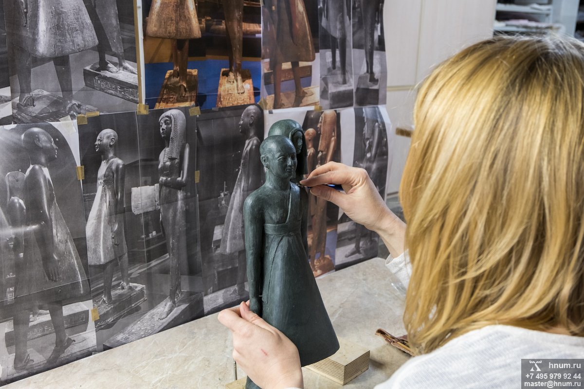 Скульптурно-модельные работы по созданию реплик древнеегипетских статуэток - скульптурная мастерская ХНУМ